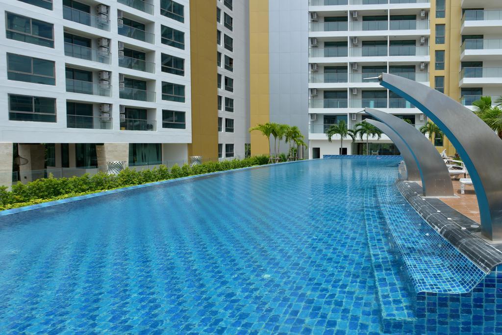 Peak Towers Condominium Pattaya Luaran gambar